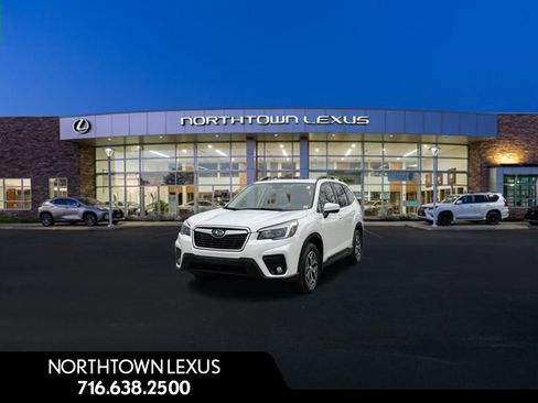 Used 2021 Subaru Forester Premium image 1