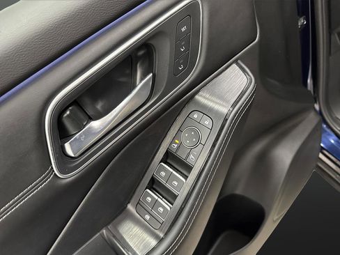 Used 2024 Nissan Rogue Platinum w/ Platinum Premium Package image 28