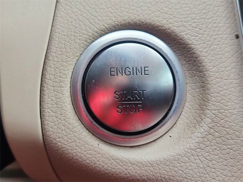 Used 2017 Mercedes-Benz GLC 300 image 17