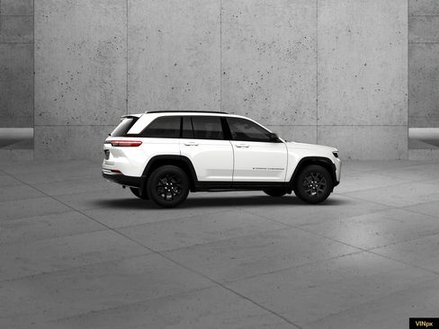 New 2026 Jeep Grand Cherokee Altitude image 15