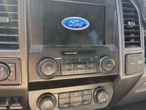 Used 2022 Ford F250 XL w/ STX Appearance Package image 10