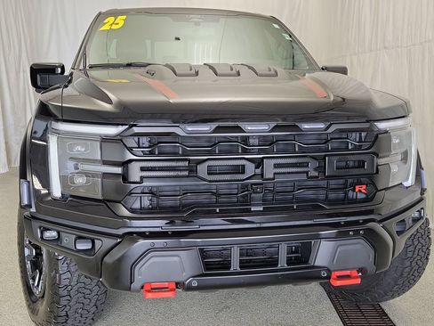 Used 2025 Ford F150 Raptor w/ Equipment Group 803A Raptor R AWD/4WD image 3