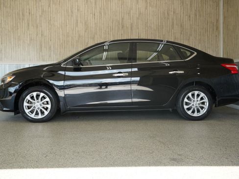Used 2019 Nissan Sentra SV FWD image 5