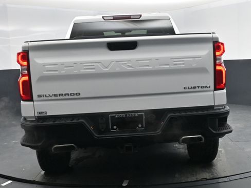 Used 2020 Chevrolet Silverado 1500 Custom Trail Boss w/ Custom Convenience Package image 14