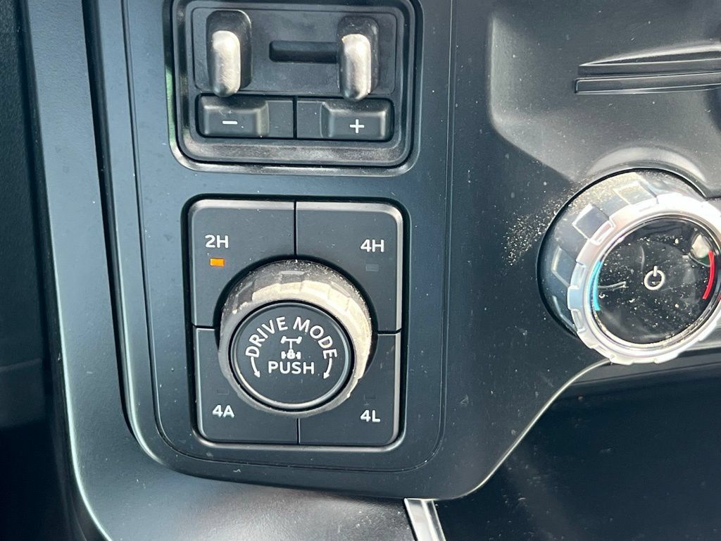 Used 2023 Ford F150 Raptor AWD/4WD image 35