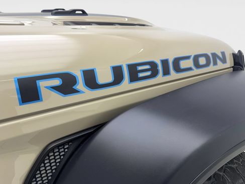 Used 2022 Jeep Wrangler Unlimited Rubicon 4xe AWD/4WD image 25