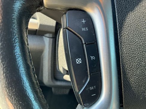 Used 2013 GMC Acadia SLT FWD image 22
