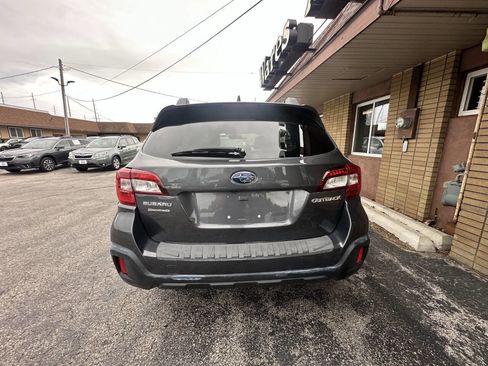 Used 2018 Subaru Outback 2.5i Limited w/ Popular Package #2 image 12