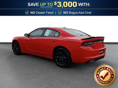Used 2021 Dodge Charger SXT w/ Blacktop Package RWD image 4