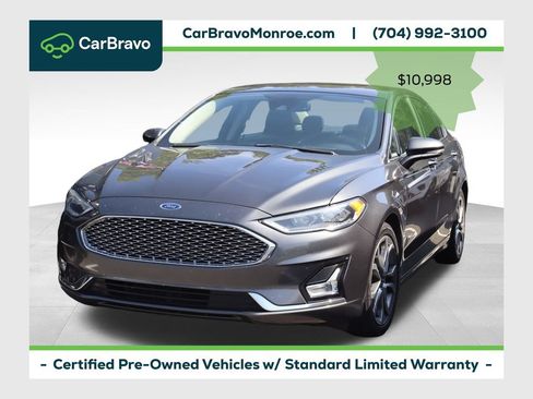 Used 2019 Ford Fusion Titanium FWD image 1