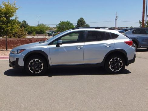 Certified 2022 Subaru Crosstrek 2.0i Premium w/ Moonroof Package AWD/4WD image 7