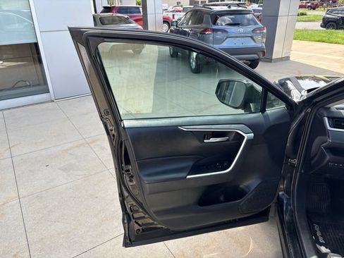 Used 2019 Toyota RAV4 XLE w/ Convenience Package AWD/4WD image 26