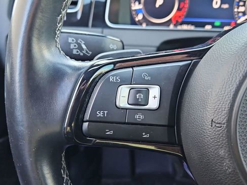 Used 2019 Volkswagen Golf R 4-Door AWD/4WD image 23