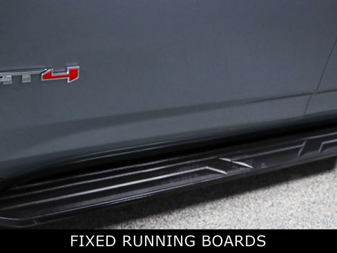 Used 2022 GMC Yukon AT4 AWD/4WD image 12