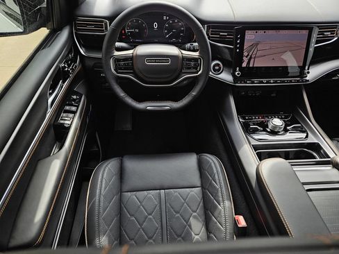 New 2026 Jeep Grand Wagoneer Summit AWD/4WD image 10