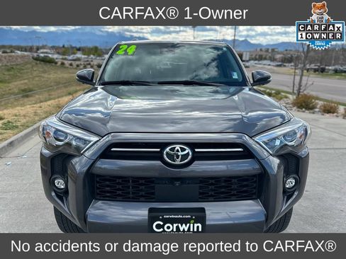 Used 2023 Toyota 4Runner SR5 Premium w/ SR5 Premium Package AWD/4WD image 2