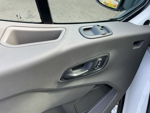 New 2025 Ford Transit 350 Low Roof image 13
