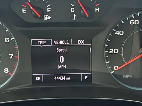 Used 2022 Chevrolet Malibu LT FWD image 13