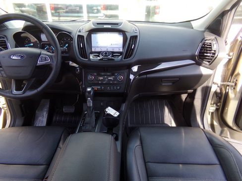 Used 2017 Ford Escape Titanium w/ Equipment Group 301A AWD/4WD image 27