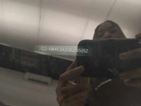 Used 2024 Hyundai Venue SEL image 33