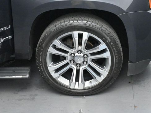 Used 2020 GMC Yukon Denali w/ Denali Ultimate Package AWD/4WD image 42