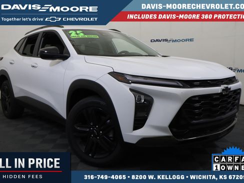 Used 2025 Chevrolet Trax ACTIV w/ Driver Confidence Package FWD image 1