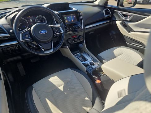Used 2022 Subaru Forester Premium AWD/4WD image 3