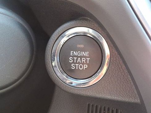 Certified 2025 Subaru Crosstrek 2.0i Premium image 25