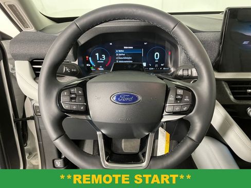 New 2026 Ford Explorer Platinum w/ LUX Leather Package image 18
