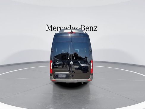 Certified 2024 Mercedes-Benz Sprinter 2500 image 7