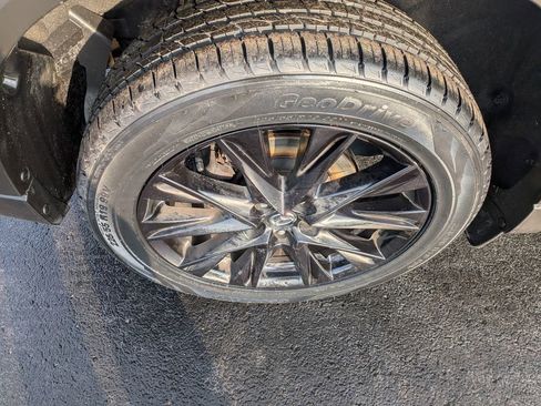 Used 2023 MAZDA CX-5 Carbon Edition image 9