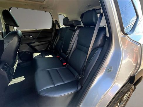 Certified 2023 Nissan Rogue SV w/ SV Premium B Package AWD/4WD image 22
