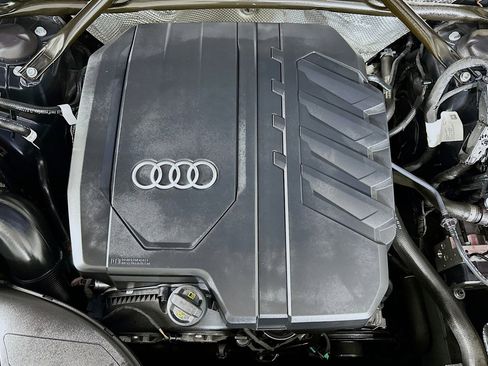 Used 2024 Audi Q5 2.0T Premium image 13