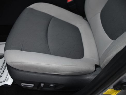 Used 2019 Toyota RAV4 XLE image 13