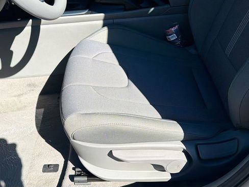 New 2026 Hyundai Elantra SE w/ Cargo Package FWD image 19