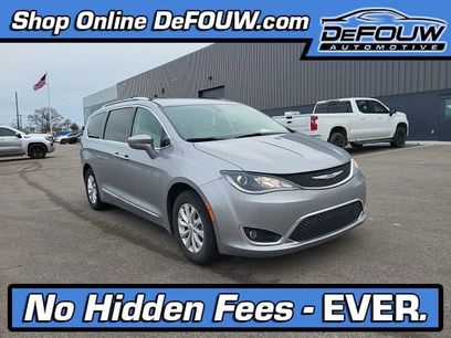 Used 2019 Chrysler Pacifica Touring-L