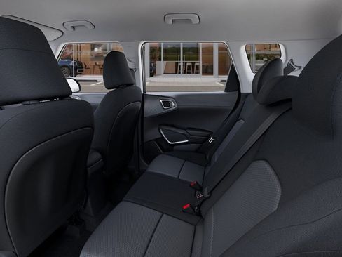 New 2025 Kia Soul LX w/ LX Technology Package image 18