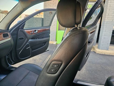 Used 2016 Hyundai Equus Signature image 42