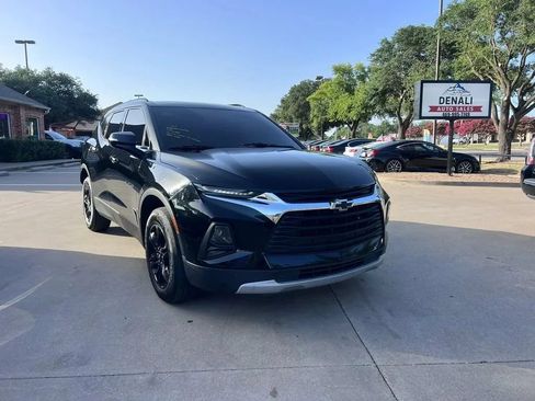 Used 2020 Chevrolet Blazer LT FWD image 1