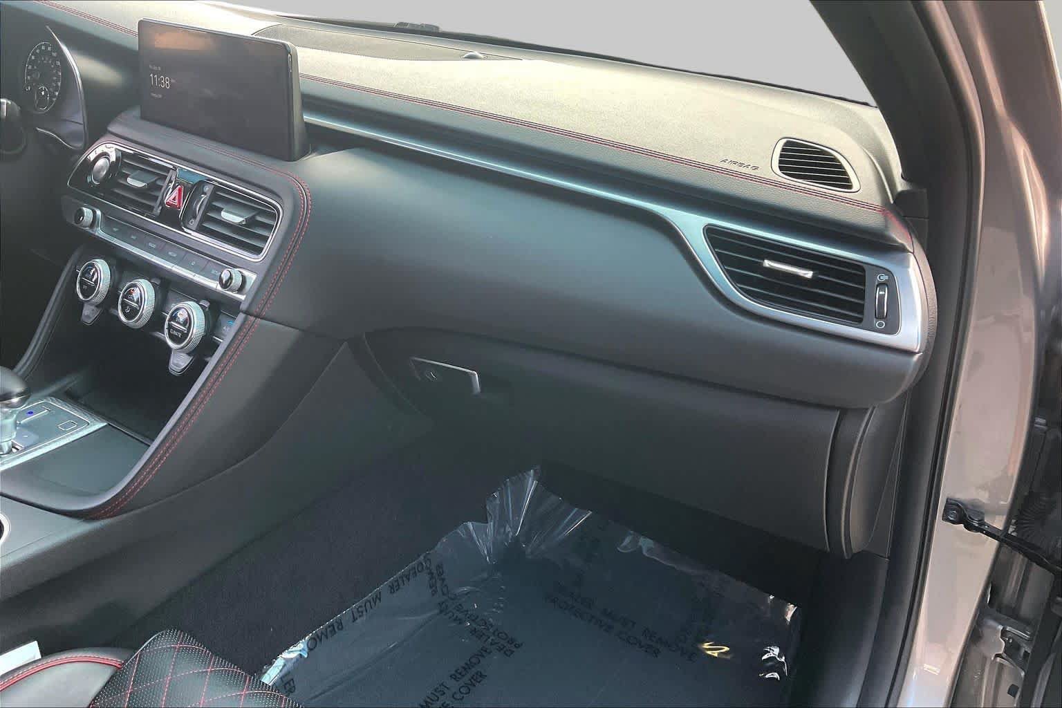 Used 2023 Genesis G70 3.3T w/ Sport Prestige Package RWD image 19