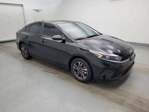 Used 2024 Kia Forte LXS FWD image 11