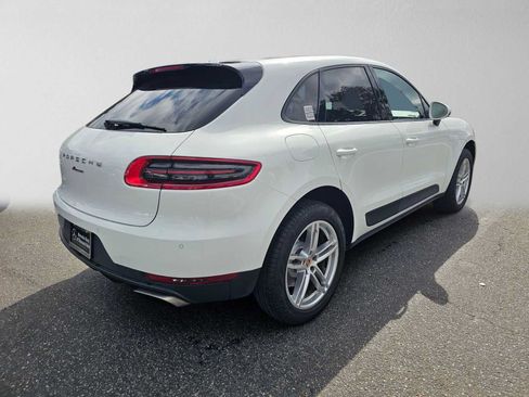 Used 2017 Porsche Macan AWD/4WD image 3