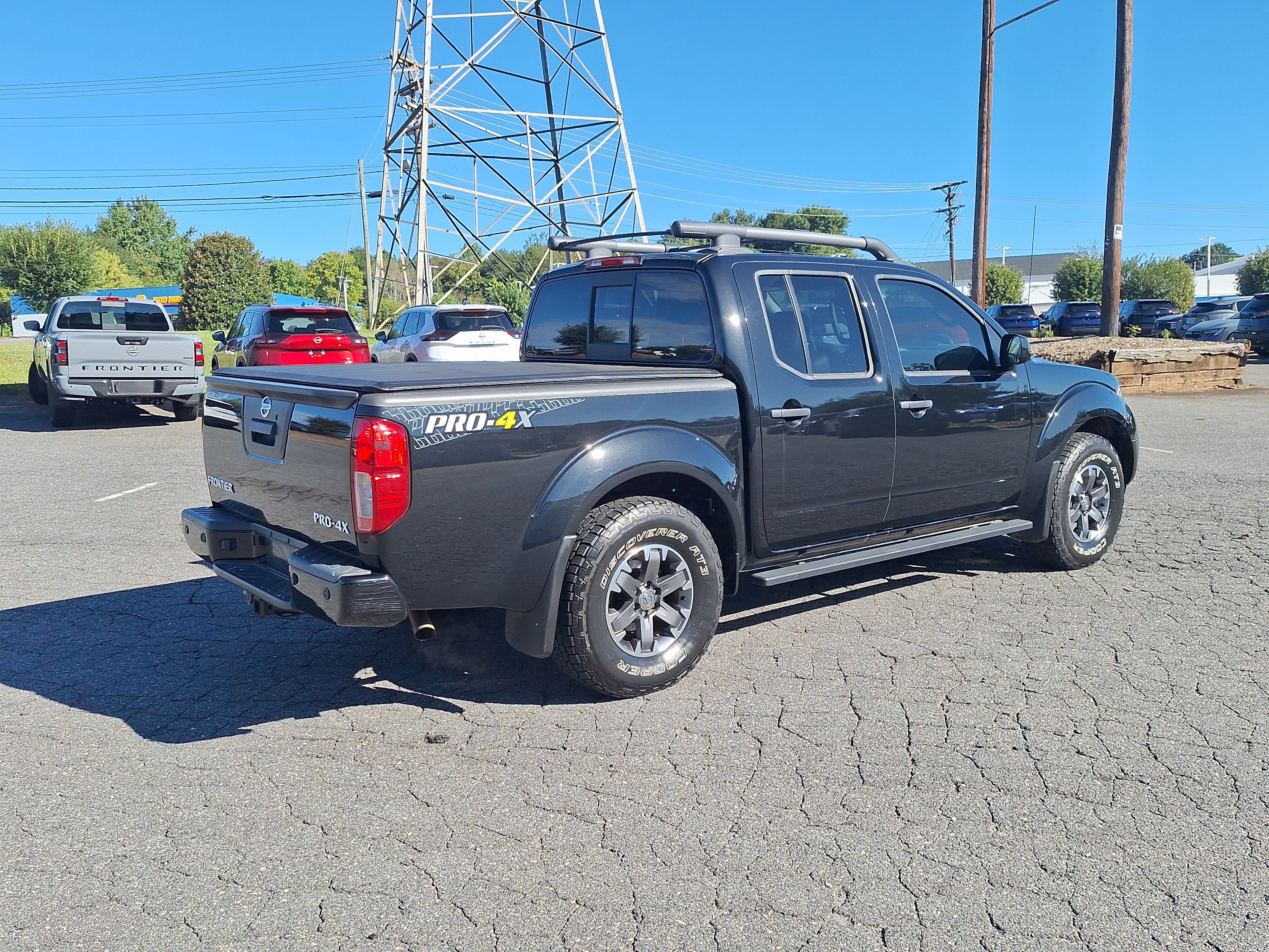 Used 2020 Nissan Frontier PRO-4X w/ Pro-4x Utility Package AWD/4WD image 5