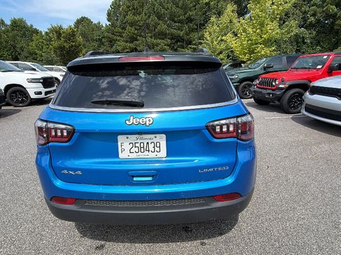 Used 2024 Jeep Compass Limited AWD/4WD image 9