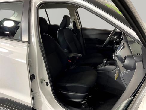Used 2024 Nissan Kicks S FWD image 28