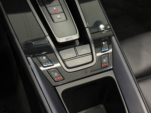 Certified 2022 Porsche 911 Carrera GTS image 38