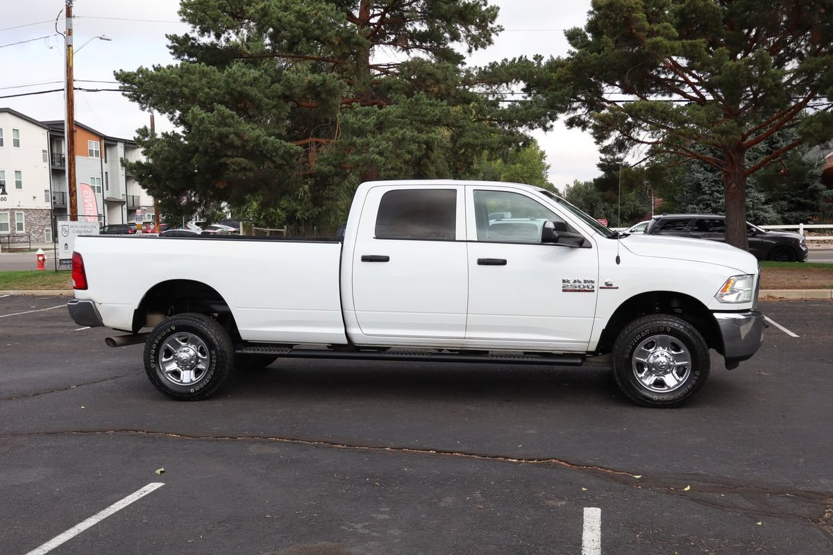 Used 2018 RAM 2500 Tradesman w/ Chrome Appearance Group AWD/4WD image 3