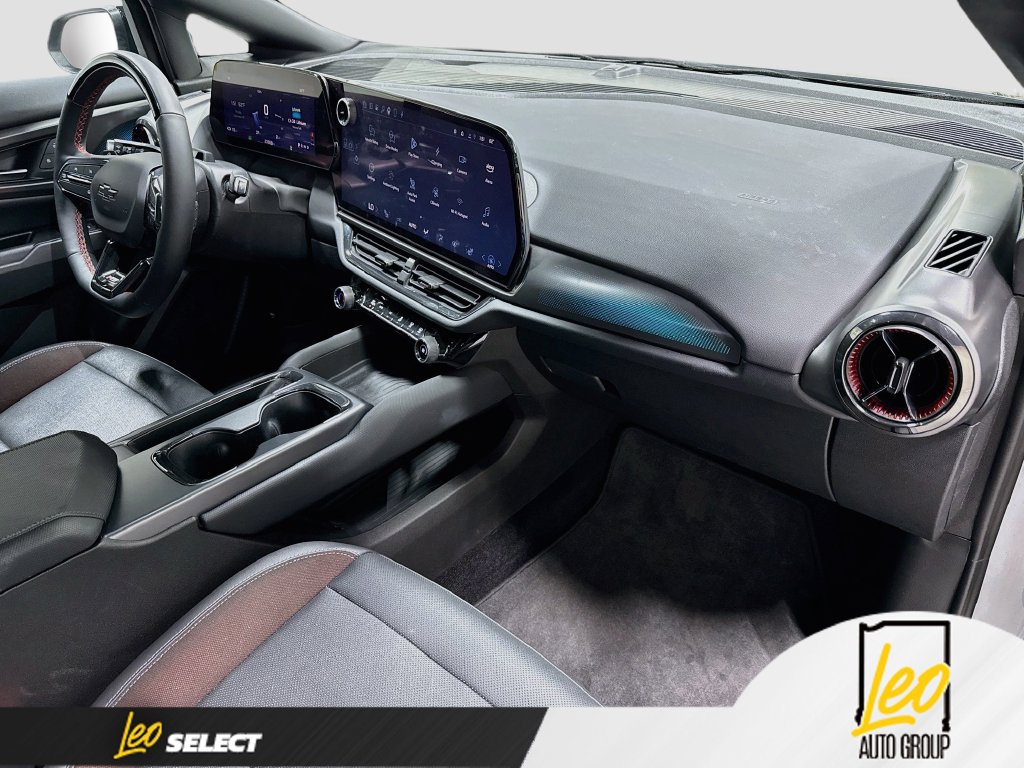 Used 2024 Chevrolet Equinox EV RS AWD/4WD image 30
