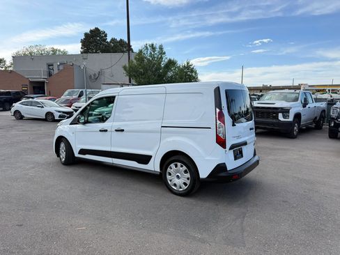 Used 2022 Ford Transit Connect XLT FWD image 4