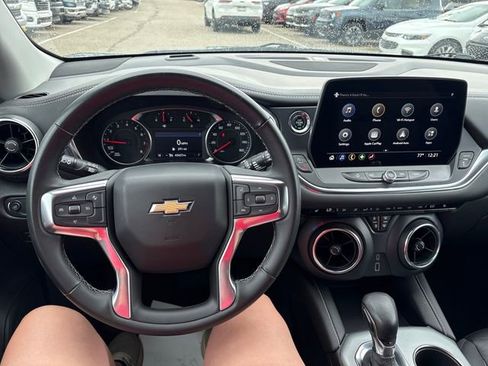 Used 2024 Chevrolet Blazer LT AWD/4WD image 10